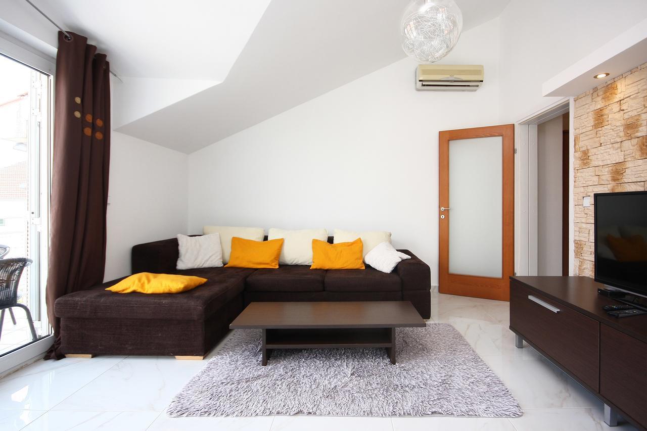 Deluxe Apartment Toni Vodice Buitenkant foto